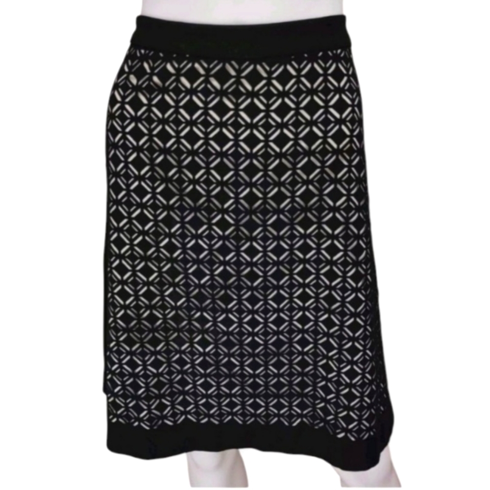 White House Black Market Black Embellished A-Line Skirt SZ 6